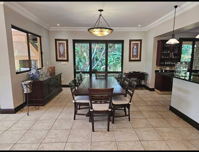 5 BEDROOM HOUSE FOR SALE IN ZIMBALI ESTATE